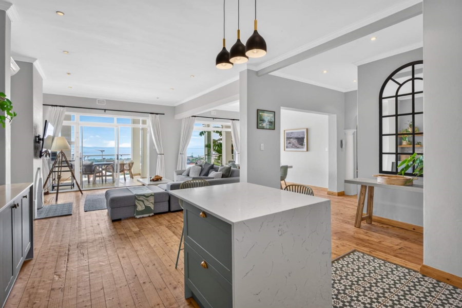 2 Bedroom Property for Sale in Green Point Western Cape